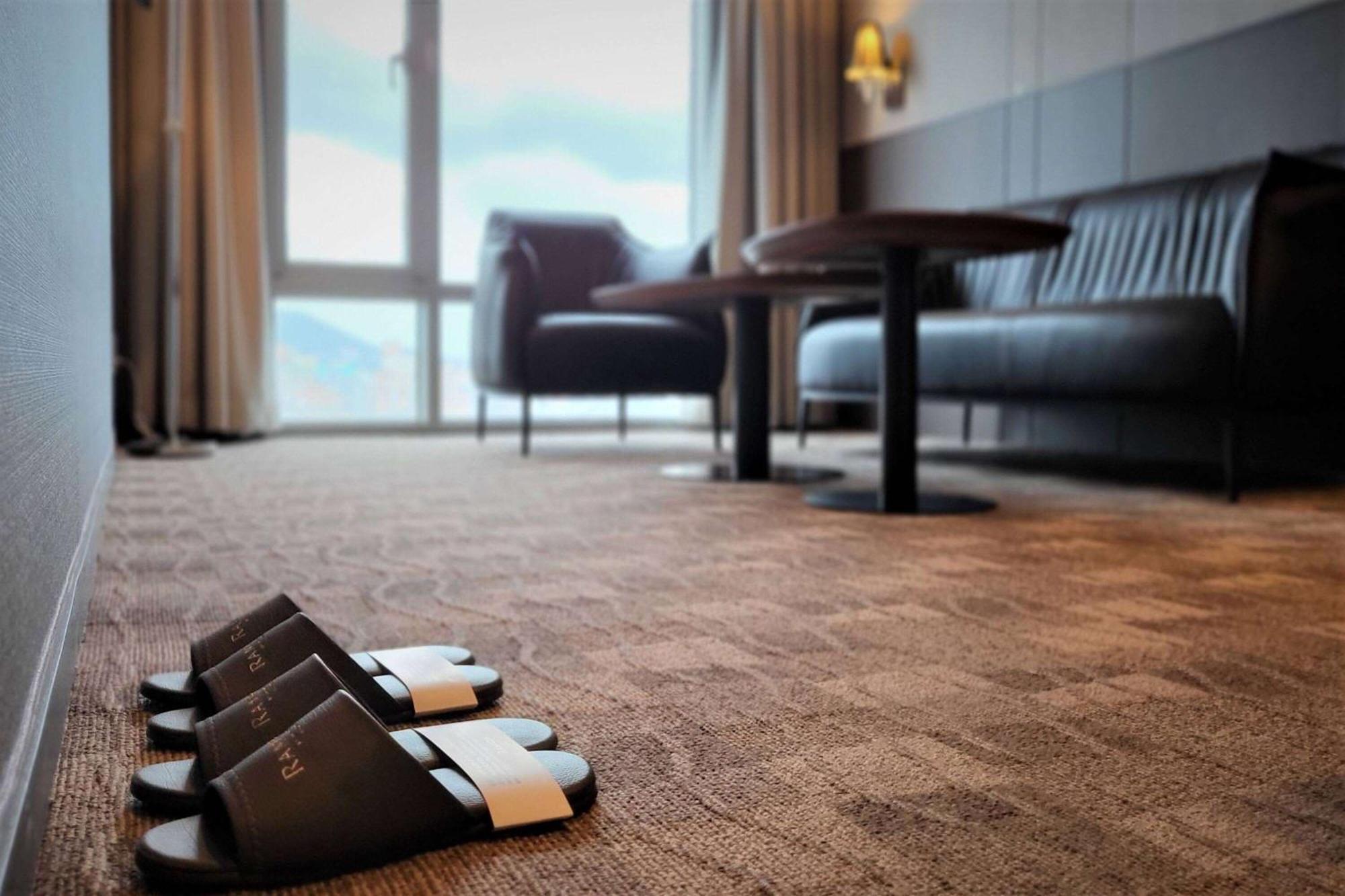Ramada By Wyndham Jeju City Hall Экстерьер фото